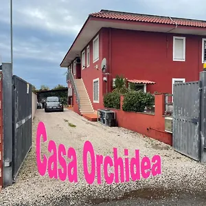 https://casa-fiumicino.it-romehotels.com